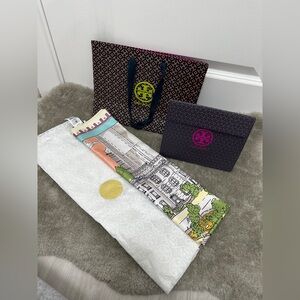 NWT Tory Burch Double-Sided Silk Square